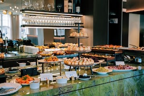 Restaurant - Iceland Parliament Hotel, Curio Collection By Hilton (Reykjavik)