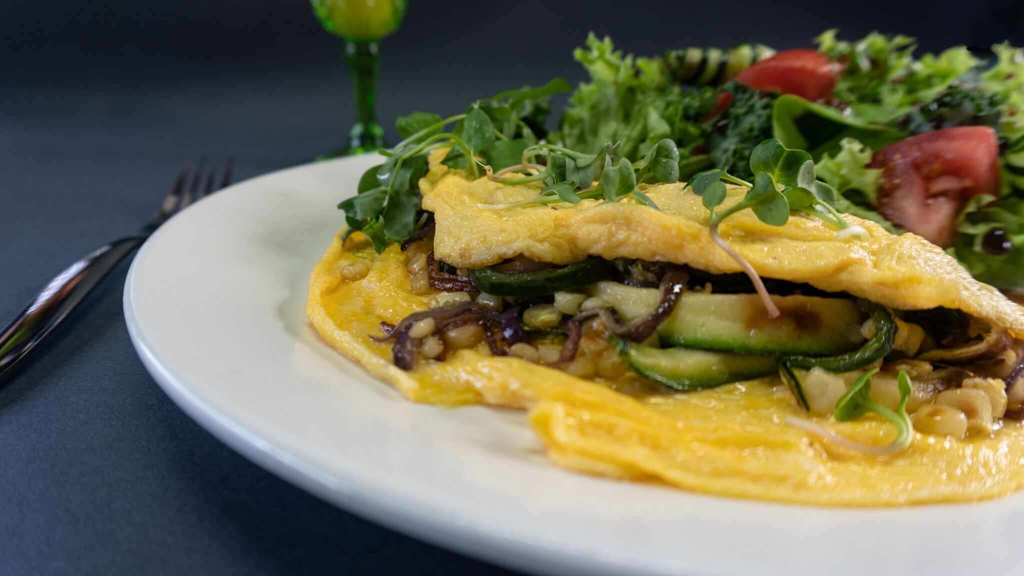 free daily full breakfast