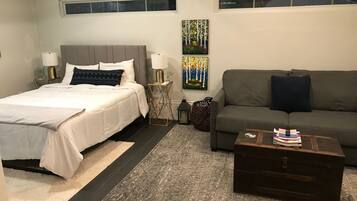 1 chambre, fer et planche à repasser, lit parapluie, Wi-Fi