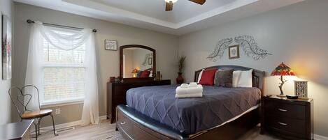 3 makuuhuonetta, silitysrauta/-lauta, Wi-Fi, vuodevaatteet