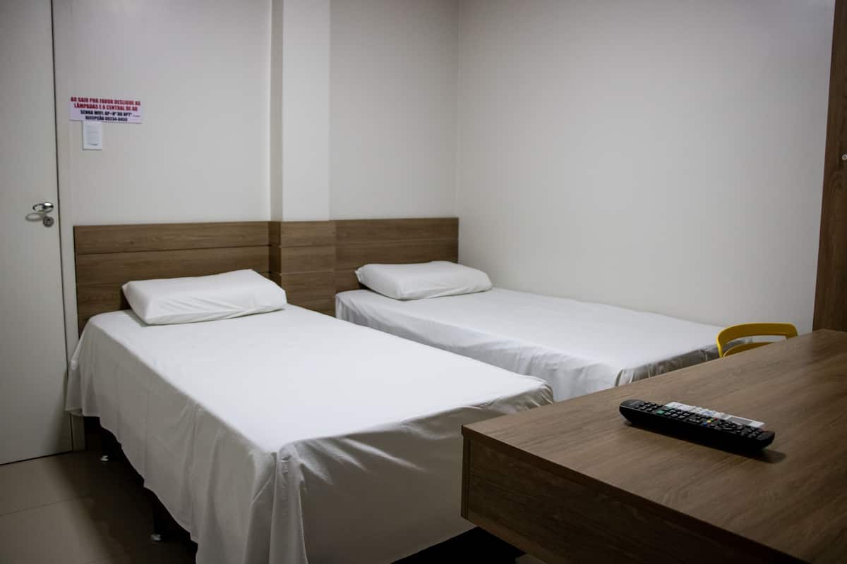 Basic Twin Room | Desk, laptop workspace, free WiFi