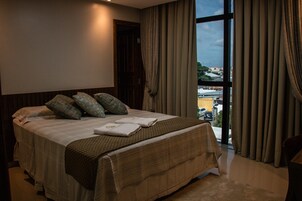 Deluxe Double Room | Desk, laptop workspace, free WiFi