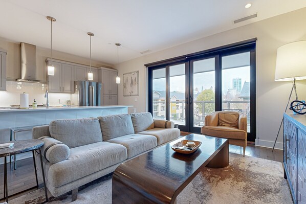 Televisión y reproductor de DVD 