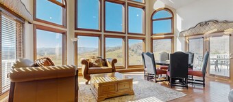 10-acre manor with Blue Ridge views, game room, hot tub & private vintage diner