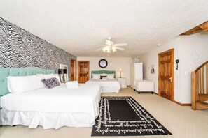 8 bedrooms, WiFi, bed sheets