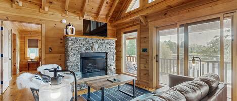 TV, fireplace, table tennis