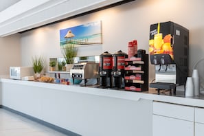 Petit déjeuner à emporter compris tous les jours