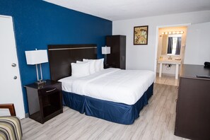 Blackout drapes, iron/ironing board, free WiFi, bed sheets - Motel 6 – Altamonte Springs, FL (Altamonte Springs)