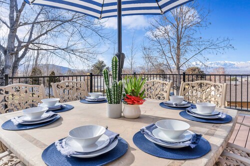 The Sandy Sunset Retreat- with outdoor sauna and hot tub