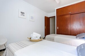 3 habitaciones, tabla de planchar con plancha y wifi gratis 