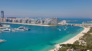 Premier Room, 2 Twin Beds, Sea View | Premium bedding, minibar, in-room safe, desk