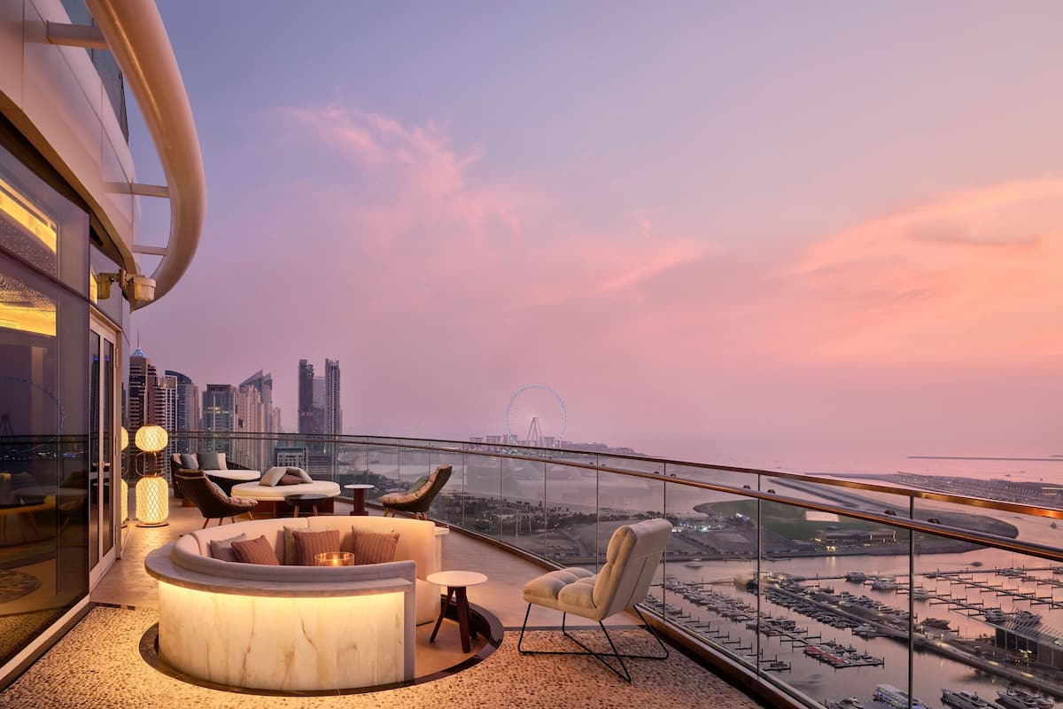 E-Wow 2 Bedroom Suite - W-IP access -Panoramic Sea View with Balcony and Highest Floor | Blick von der Unterkunft