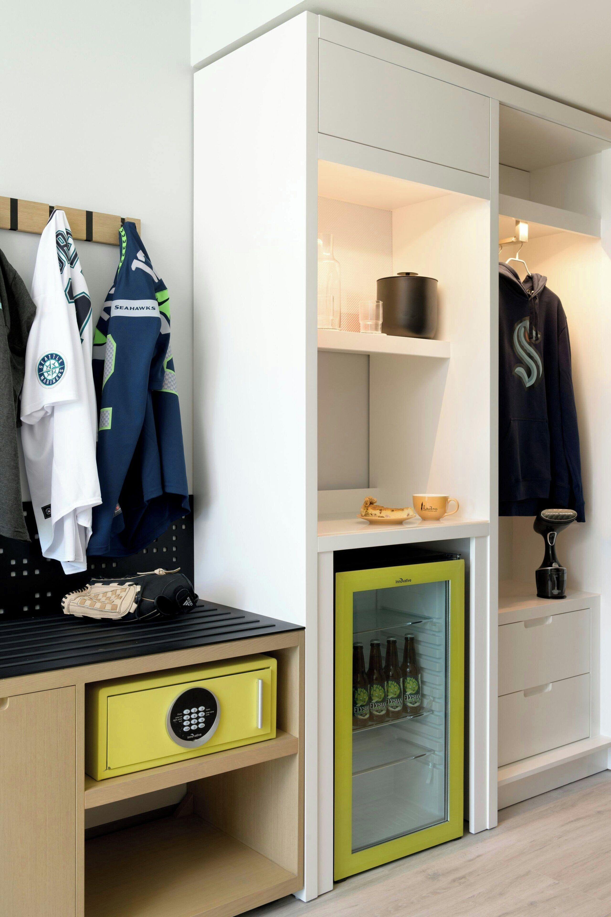 1 bedroom, premium bedding, pillow-top beds, in-room safe