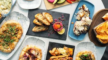 Makanan dan minuman