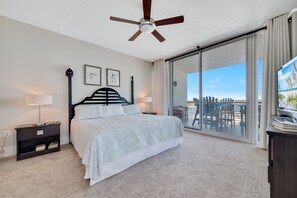 3 slaapkamers, een strijkplank/strijkijzer, gratis wifi, beddengoed