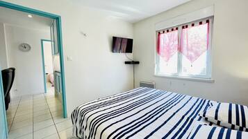 2 chambres, fer et planche Ă repasser, Wi-Fi gratuit