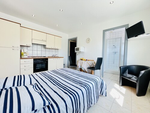 Musset : Sympathique appartement à 300 mètres de l'entrée des thermes (Parking)