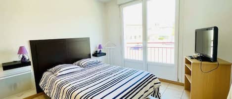 1 bedroom, iron/ironing board, free WiFi