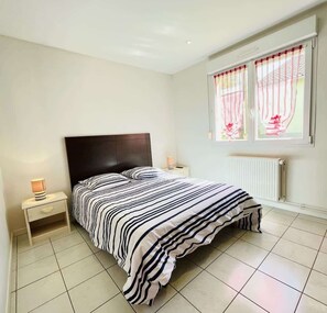 1 Schlafzimmer, Bügeleisen/Bügelbrett, kostenloses WLAN