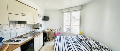 Strykejern/-brett og wi-fi (inkludert)