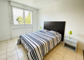 1 Schlafzimmer, Bügeleisen/Bügelbrett, kostenloses WLAN