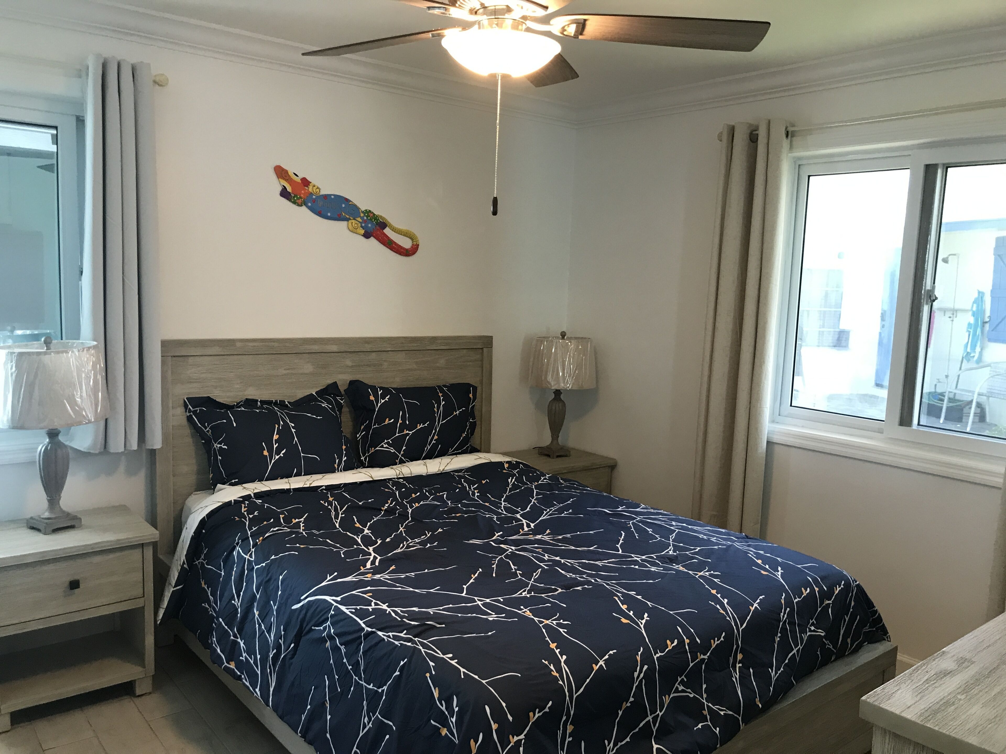 2 habitaciones, tabla de planchar con plancha y wifi gratis 