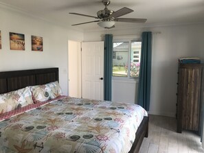 2 bedrooms, iron/ironing board, free WiFi, bed sheets - VILLA SOFIA, TREASURE CAY PARADISE, FULLY SANITIZED (Treasure Cay)