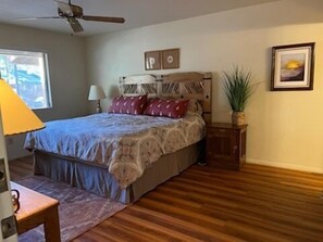 3 habitaciones, acceso a internet y ropa de cama