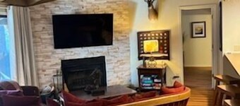 Pinescape- A Retreat in the White Mountains of AZ