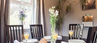 3 bedroom accommodation in Abbeycwmhir