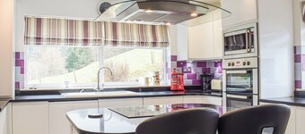 Alojamiento de 3 habitaciones en Abbeycwmhir