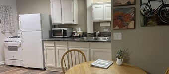 Downtown Salida King Efficiency