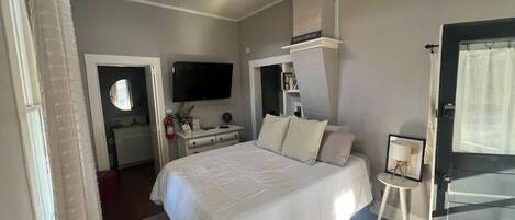 1 camera, Wi-Fi, lenzuola