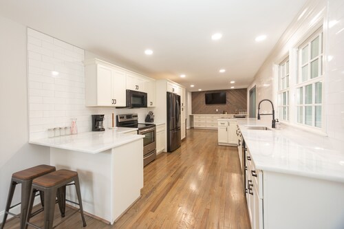 4bd/2.5 Bath Family Hideaway Near Duke/Downtown