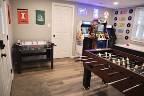 Game room - The Tri-Valley Game House (Downs)