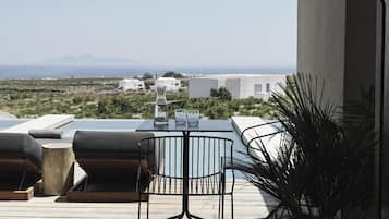 1 bedroom, minibar, in-room safe, desk