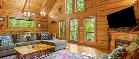 Televisión y chimenea