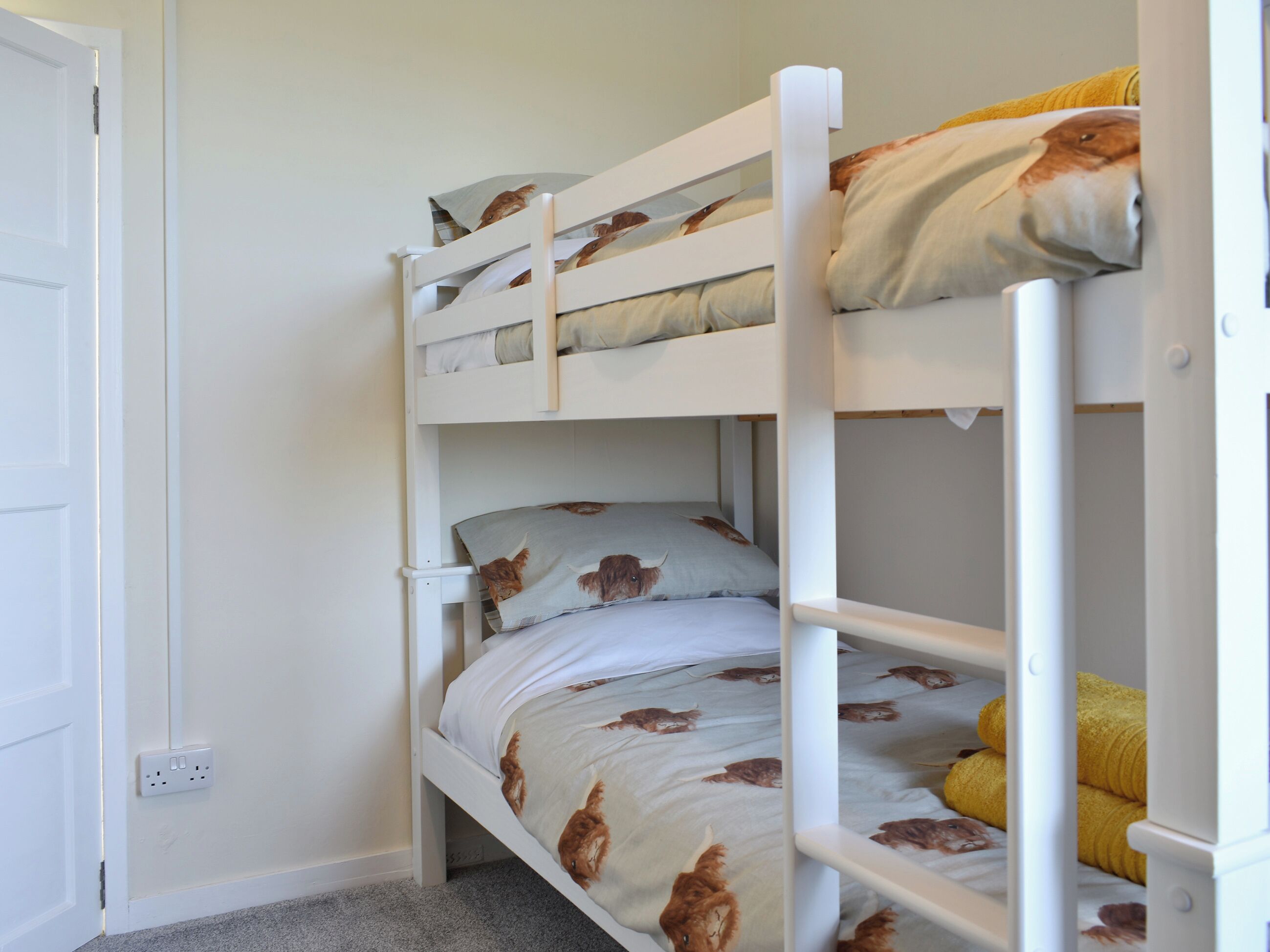 3 habitaciones, wifi gratis y ropa de cama 