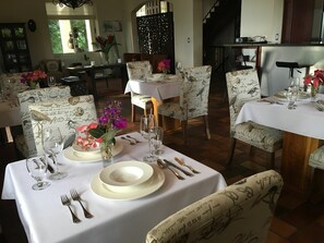 Dining - Villa Toscana Indescribable view Paradiac Atenas best climate in the world NG (Atenas)