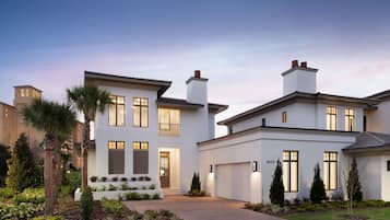 Room, 3 Bedrooms, Private Pool (View) | Exterior