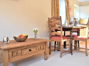 Dining - 2 bedroom accommodation in Alnwick (Alnwick)