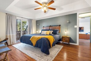 3 habitaciones, escritorio y tabla de planchar con plancha 