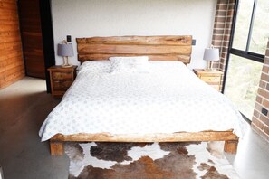 4 bedrooms - Heavenly Escape to Villa Gambaru w/Jacuzzi & Sauna (Antioquia)