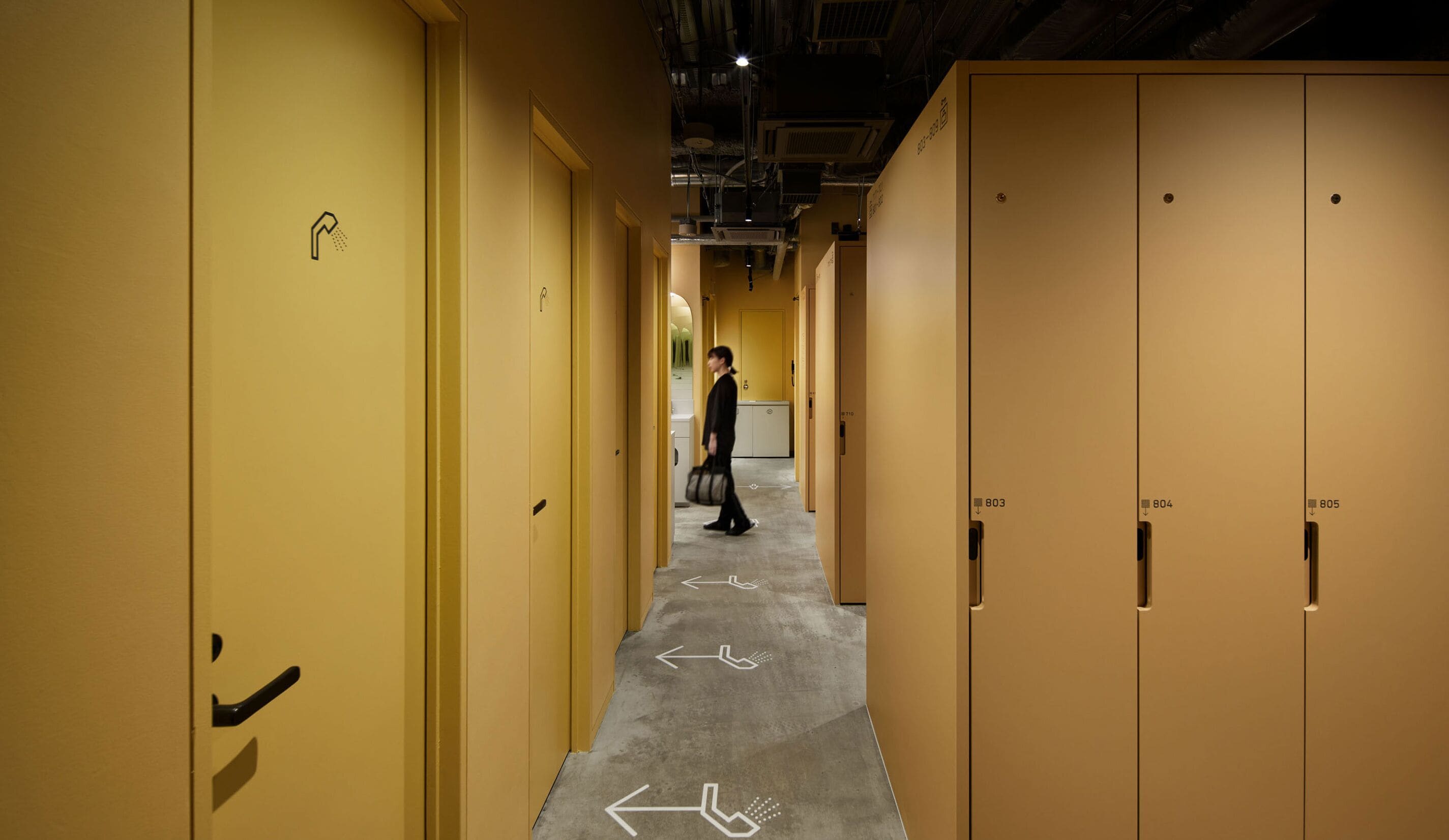 Photo - 9h nine hours woman Shinjuku