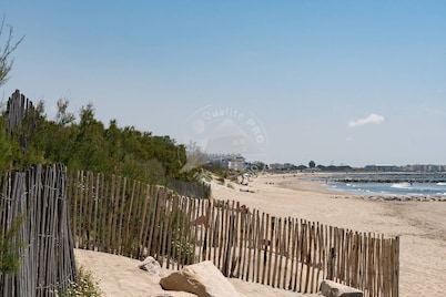 AS21518-P3 directly beach with sea view and pool