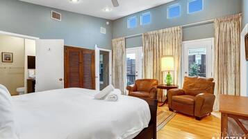 3 chambres, bureau, fer et planche à repasser, Wi-Fi gratuit