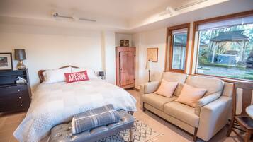 1 bedroom, iron/ironing board, free WiFi, bed sheets