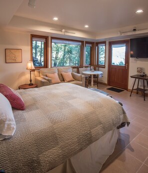 1 chambre, fer et planche à repasser, Wi-Fi gratuit, draps fournis