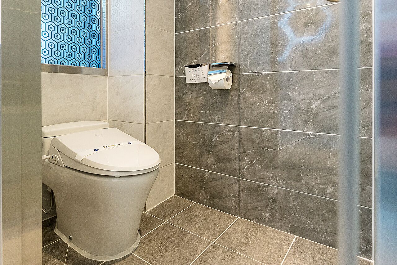Luxury Room (2F, Self-Check in) | Bathroom