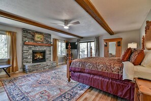 5 chambres, fer et planche à repasser, Wi-Fi, draps fournis